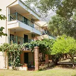 Barbati Beach Apartments *