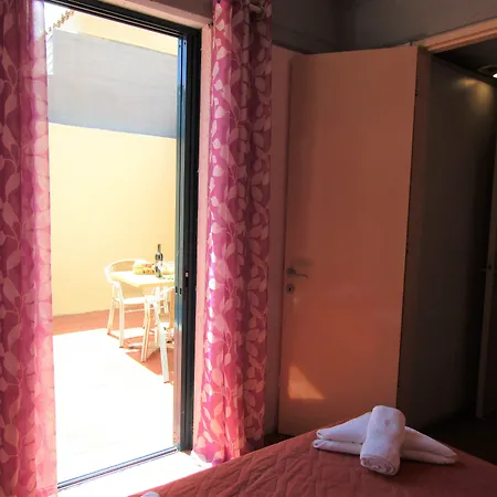 Barbati Beach Apartments Daire Barbati