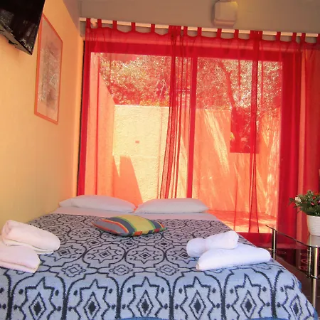 Barbati Beach Apartments Daire *