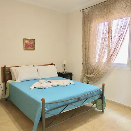 Aparthotel Barbati Beach Apartments *