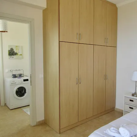 Aparthotel Barbati Beach Apartments