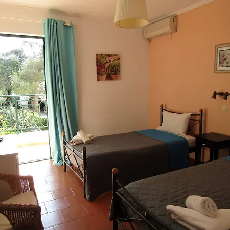 Barbati Beach Apartments דירה