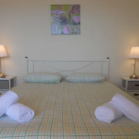 Barbati Beach Apartments בארבאטי