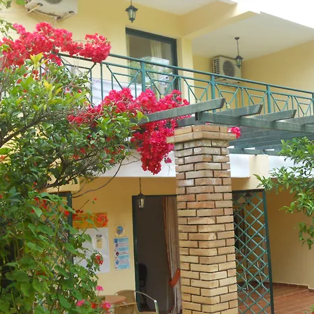 Barbati Beach Apartments Барбати