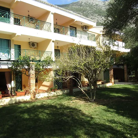 Barbati Beach Apartments בארבאטי