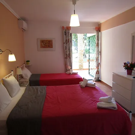 Aparthotel Barbati Beach Apartments