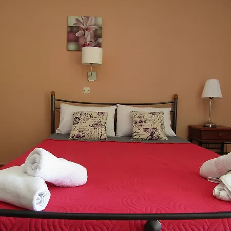 Barbati Beach Apartments דירה