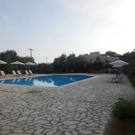 Barbati Beach Apartments דירה *